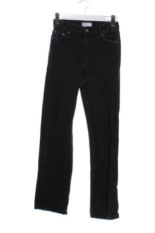 Női farmernadrág Bershka, Méret XS, Szín Fekete, Ár 3 546 Ft, #137356861