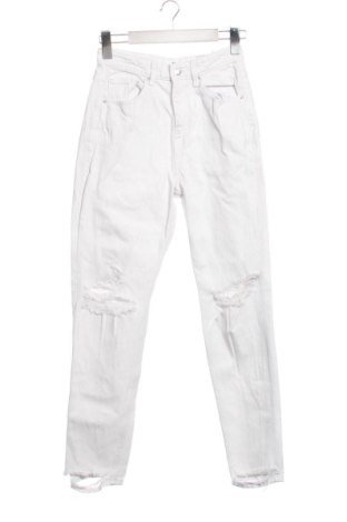 Blugi de femei Sinsay, Mărime XS, Culoare Alb, Preț 52,49 Lei, #137434045