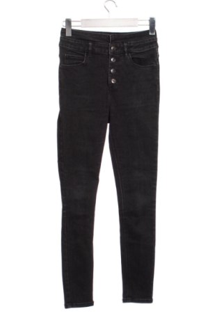 Blugi de femei Mohito, Mărime S, Culoare Negru, Preț 62,99 Lei, #137455441