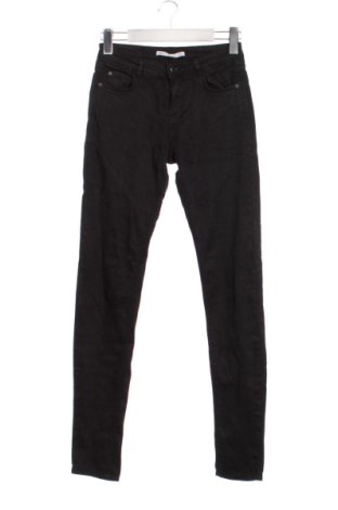 Blugi de femei Zara, Mărime S, Culoare Negru, Preț 62,99 Lei, #137462323