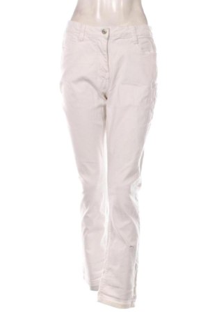 Blugi de femei C&A, Mărime L, Culoare Alb, Preț 83,99 Lei, #137462786