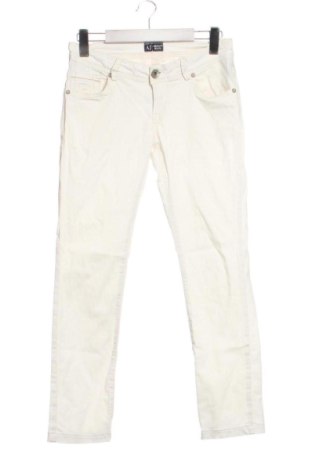 Női farmernadrág Armani Jeans, Méret M, Szín Ekrü
, Ár 22 695 Ft, #137464877