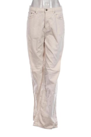 Damskie jeansy Sinsay, Rozmiar S, Kolor ecru, Cena 63,50 zł, #137470755