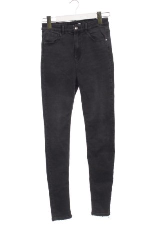 Blugi de femei Sinsay, Mărime S, Culoare Negru, Preț 57,74 Lei, #137472063