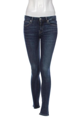 Dámske džínsy  Calvin Klein, Veľkosť S, Farba Modrá, Cena  47,95 €, #137472727
