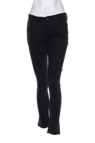 Damskie jeansy Levi's, Rozmiar M, Kolor Czarny, Cena 143,94 zł, #137476924
