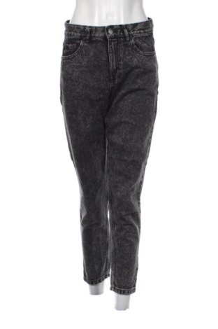 Blugi de femei Pull&Bear, Mărime M, Culoare Negru, Preț 89,23 Lei, #137477296