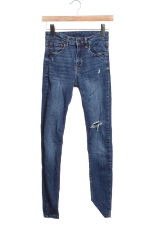 Dámske džínsy  Bershka, Veľkosť XS, Farba Modrá, Cena  10,00 €, #137478088