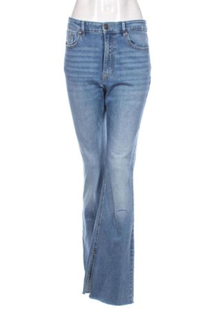 Blugi de femei Stradivarius, Mărime M, Culoare Albastru, Preț 62,99 Lei, #137482079