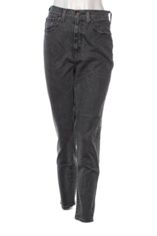 Дамски дънки Levi's, Размер S, Цвят Сив, Цена 34,00 €, #137490831