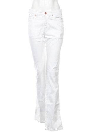 Дамски дънки Armani Jeans, Размер M, Цвят Бял, Цена 189,43 €, #137491049