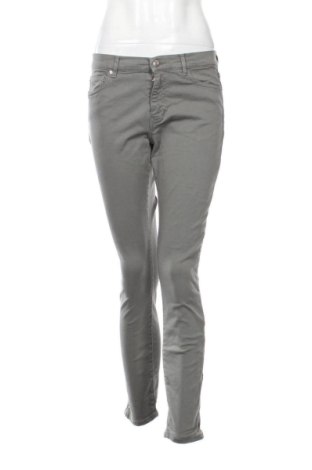 Дамски дънки BOSS, Размер M, Цвят Зелен, Цена 189,43 €, #137491207