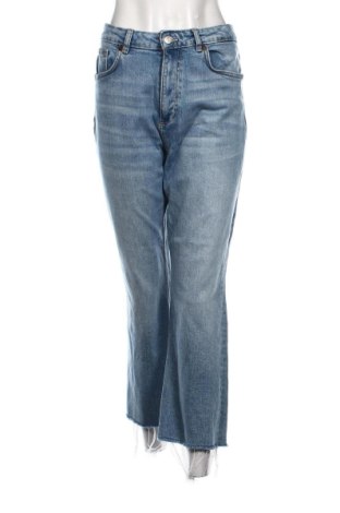 Дамски дънки Zara, Размер L, Цвят Син, Цена 15,62 €, #137494210