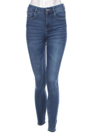 Damskie jeansy Cropp, Rozmiar S, Kolor Niebieski, Cena 55,04 zł, #137494865