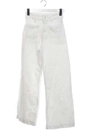 Blugi de femei Zara, Mărime XXS, Culoare Alb, Preț 78,74 Lei, #137463348
