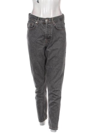 Blugi de femei Zara, Mărime M, Culoare Gri, Preț 62,99 Lei, #137473387