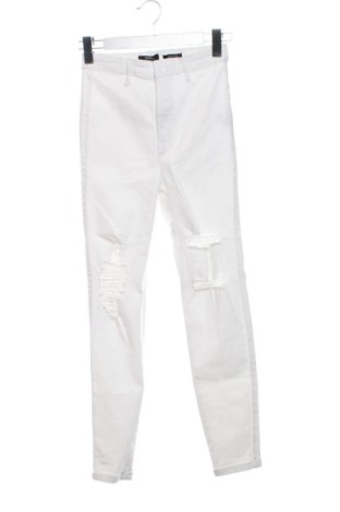 Blugi de femei Bershka, Mărime XS, Culoare Alb, Preț 80,31 Lei, #137477769