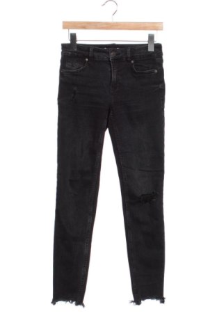 Női farmernadrág Bershka, Méret S, Szín Fekete, Ár 3 901 Ft, #137481053