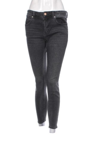 Damen Jeans Stradivarius, Größe M, Farbe Grau, Preis 10,10 €, #137489181