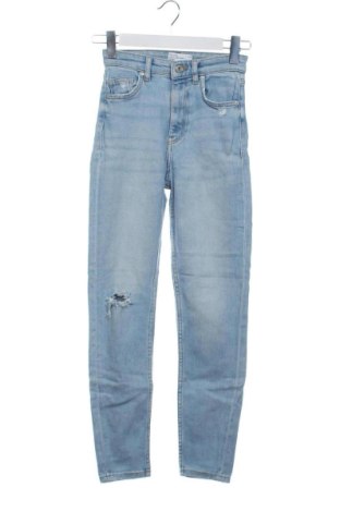 Dámske džínsy  Bershka, Veľkosť XXS, Farba Modrá, Cena  10,00 €, #137497567