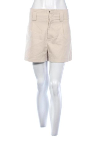 Pantaloni scurți de femei Stradivarius, Mărime S, Culoare Bej, Preț 36,74 Lei, #137434378