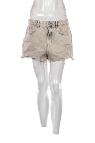 Pantaloni scurți de femei Primark, Mărime L, Culoare Bej, Preț 52,49 Lei, #137448414