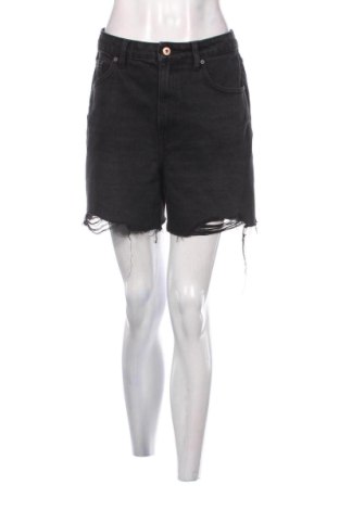 Pantaloni scurți de femei Sinsay, Mărime L, Culoare Negru, Preț 57,74 Lei, #137473364
