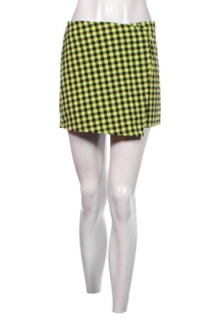 Pantaloni scurți de femei Cropp, Mărime M, Culoare Multicolor, Preț 52,49 Lei, #137475568