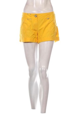 Pantaloni scurți de femei Pimkie, Mărime M, Culoare Galben, Preț 31,49 Lei, #137478486