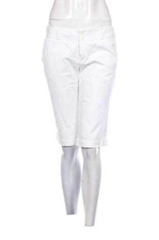 Дамски къс панталон Lacoste, Размер L, Цвят Бял, Цена 31,00 €, #137482532
