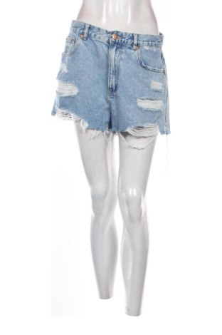 Pantaloni scurți de femei Pull&Bear, Mărime L, Culoare Albastru, Preț 96,90 Lei, #137488308