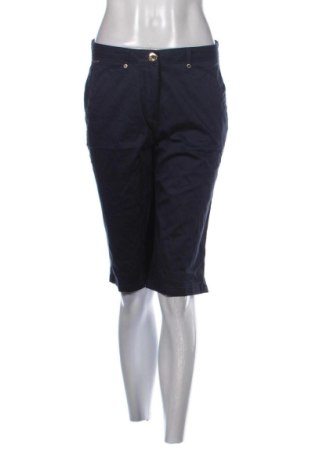 Pantaloni scurți de femei Per Una By Marks & Spencer, Mărime M, Culoare Albastru, Preț 73,00 Lei, #137464251