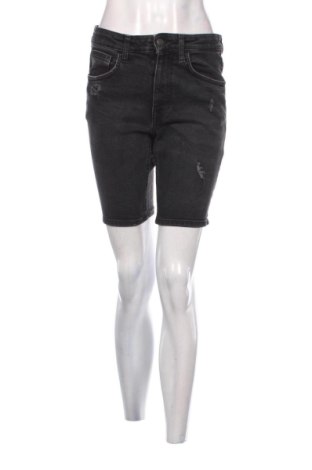 Дамски къс панталон Bershka, Размер M, Цвят Черен, Цена 7,99 €, #137505969