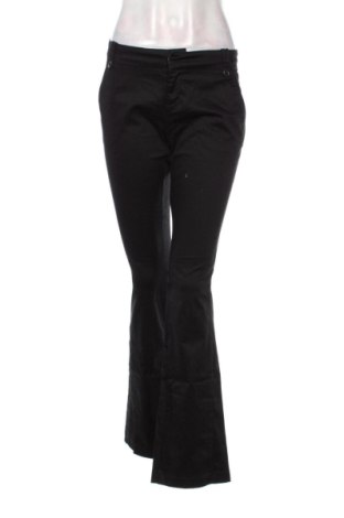 Pantaloni de femei Bershka, Mărime XL, Culoare Negru, Preț 76,00 Lei, #137462574