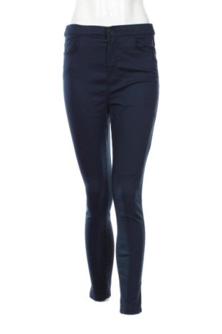 Pantaloni de femei LC Waikiki, Mărime M, Culoare Albastru, Preț 47,24 Lei, #137467107