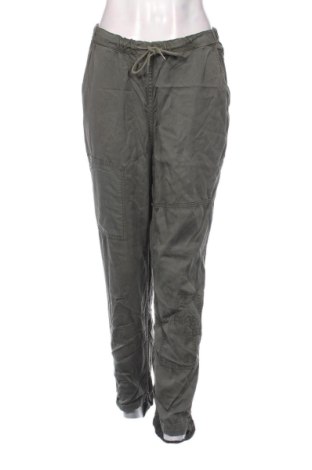 Pantaloni de femei H&M, Mărime XL, Culoare Verde, Preț 73,49 Lei, #137471913