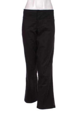 Дамски панталон Guess, Размер XL, Цвят Черен, Цена 34,48 €, #137484281