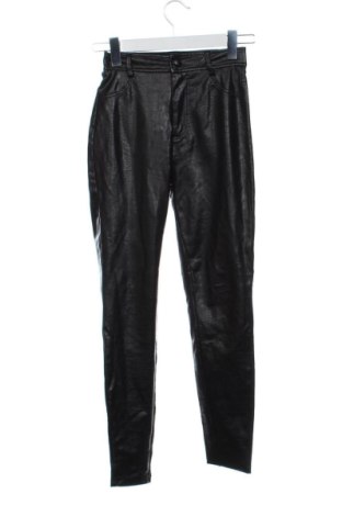 Damenhose Stradivarius, Größe XXS, Farbe Schwarz, Preis 11,24 €, #137492465