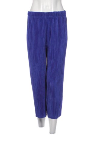 Pantaloni de femei Bershka, Mărime M, Culoare Albastru, Preț 62,99 Lei, #137492543