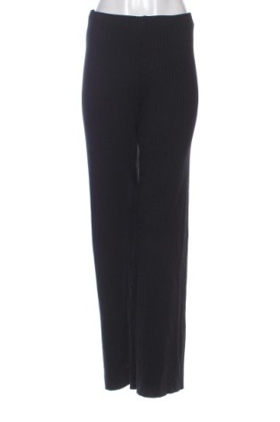 Pantaloni de femei Zara, Mărime M, Culoare Negru, Preț 142,00 Lei, #137496109