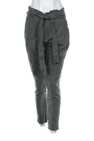 Pantaloni de femei Sinsay, Mărime M, Culoare Verde, Preț 50,18 Lei, #137503740