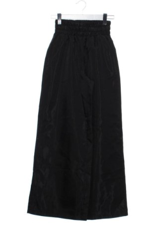 Pantaloni de femei Cropp, Mărime XXS, Culoare Negru, Preț 104,98 Lei, #137469733