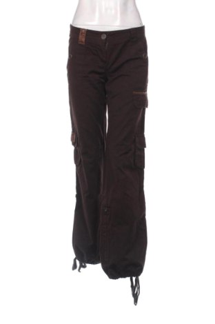 Pantaloni de femei Jennyfer, Mărime L, Culoare Maro, Preț 30,00 Lei, #137492891