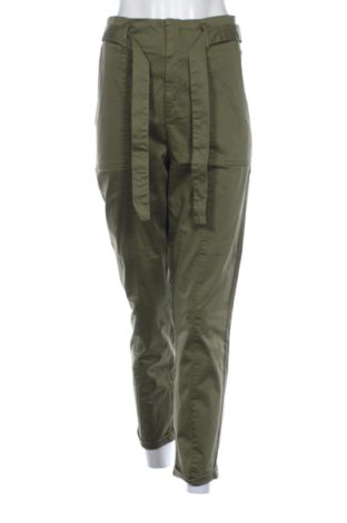 Pantaloni de femei Stradivarius, Mărime XL, Culoare Verde, Preț 77,74 Lei, #137501651