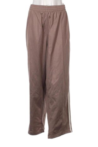 Damskie spodnie sportowe Adidas, Rozmiar XXL, Kolor Brązowy, Cena 213,99 zł, #137462520