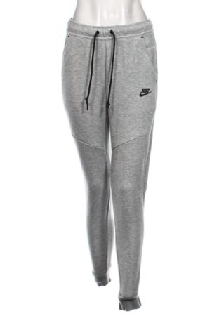 Női sport nadrág Nike, Méret S, Szín Szürke, Ár 8 865 Ft, #137487429