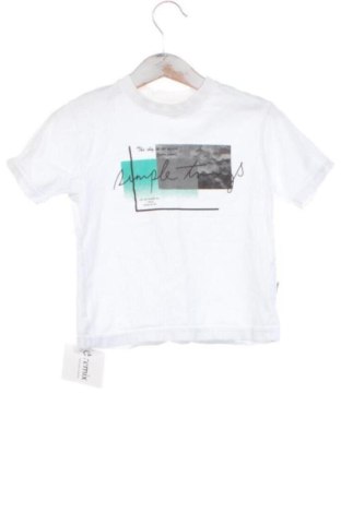 Tricou pentru copii Unbranded, Mărime 3-4y/ 104-110 cm, Culoare Alb, Preț 36,74 Lei, #137443652