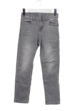 Blugi pentru copii LC Waikiki, Mărime 6-7y/ 122-128 cm, Culoare Gri, Preț 52,49 Lei, #137484338