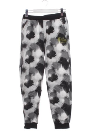 Pantaloni de trening, pentru copii LC Waikiki, Mărime 12-13y/ 158-164 cm, Culoare Multicolor, Preț 36,74 Lei, #137487046