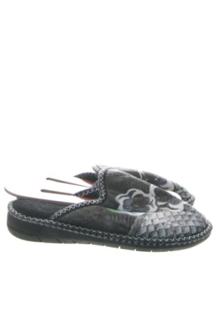 Papuci de casă Unbranded, Mărime 38, Culoare Multicolor, Preț 96,90 Lei, #137460721
